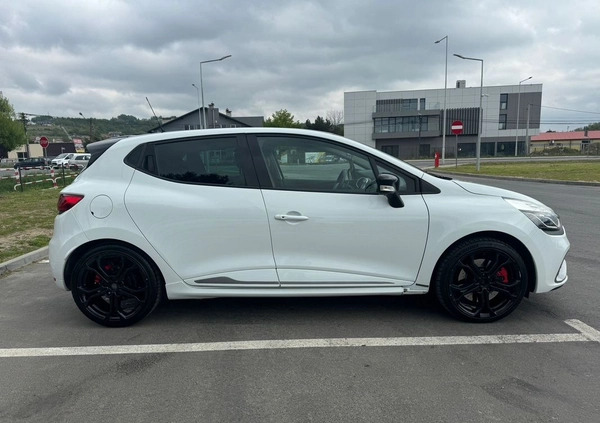 Renault Clio cena 52000 przebieg: 136000, rok produkcji 2016 z Rzeszów małe 106